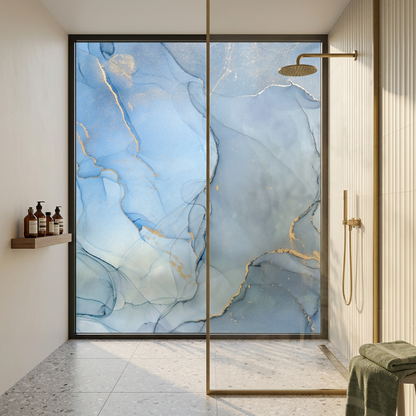Fönsterfilm med elegant marmorstruktur